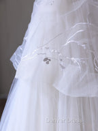 Timeless Ball Gown Jewel Neckline Sequin Sleeveless Wedding Dresses Bridal Dresses