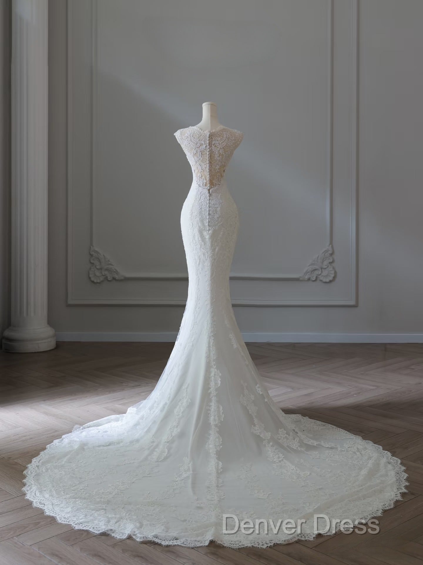 Timeless Mermaid V Neckline White Lace Wedding Dress Bridal Dresses