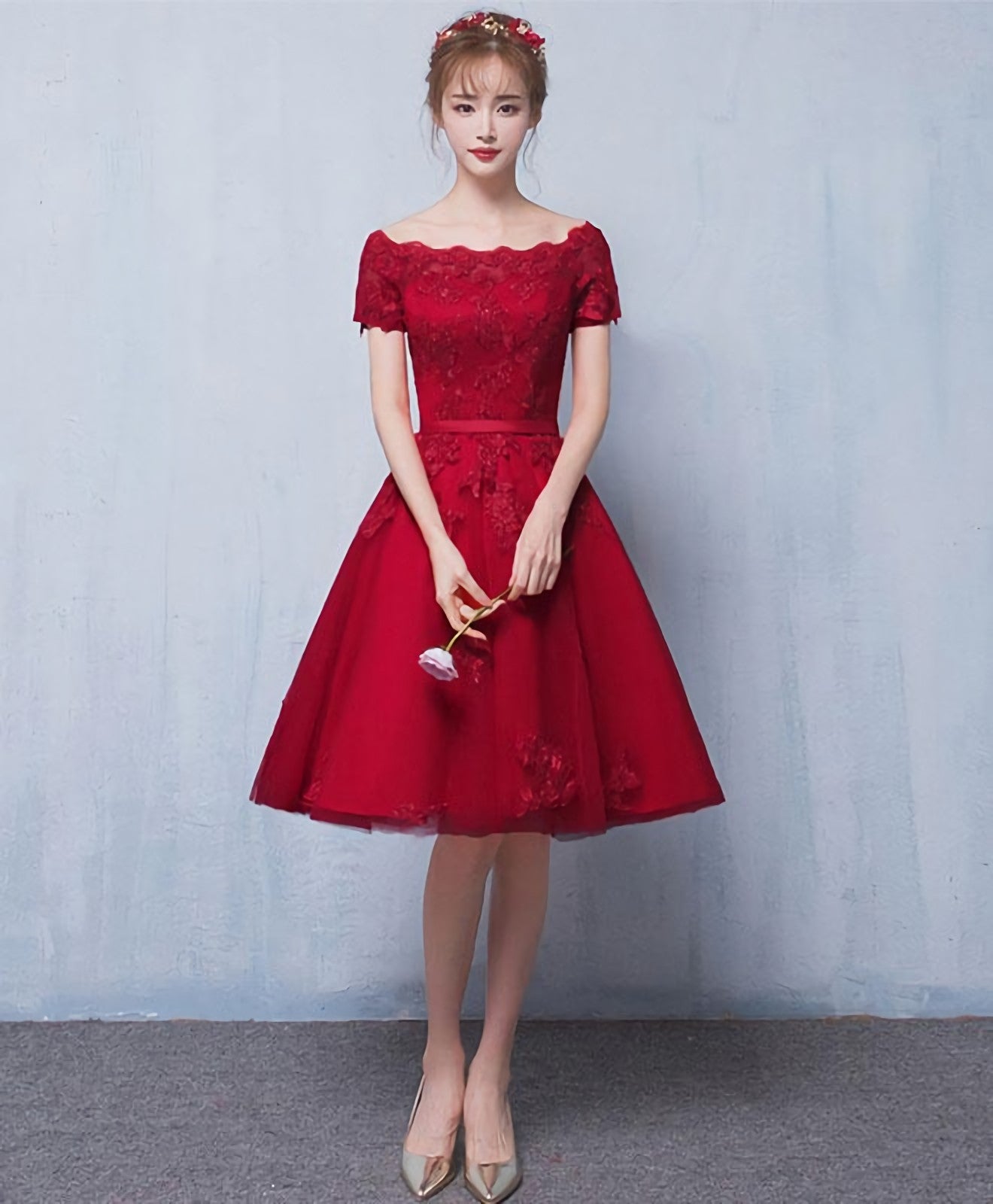 Cute Burgundy Lace Short Prom Dress Homecoming Dresses