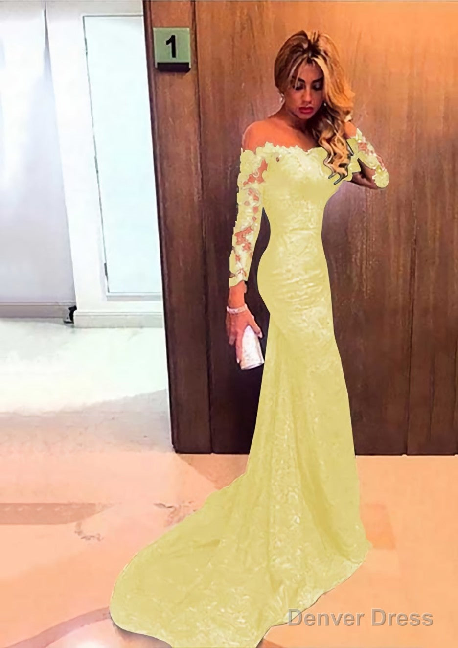 Trumpet Mermaid Full Long Sleeve Bateau Chapel Train Lace Prom Dresses With Appliqued