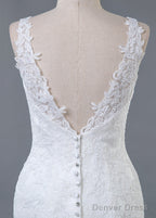 Trumpet Mermaid Lace V Neck Sweep Train Wedding Dresses