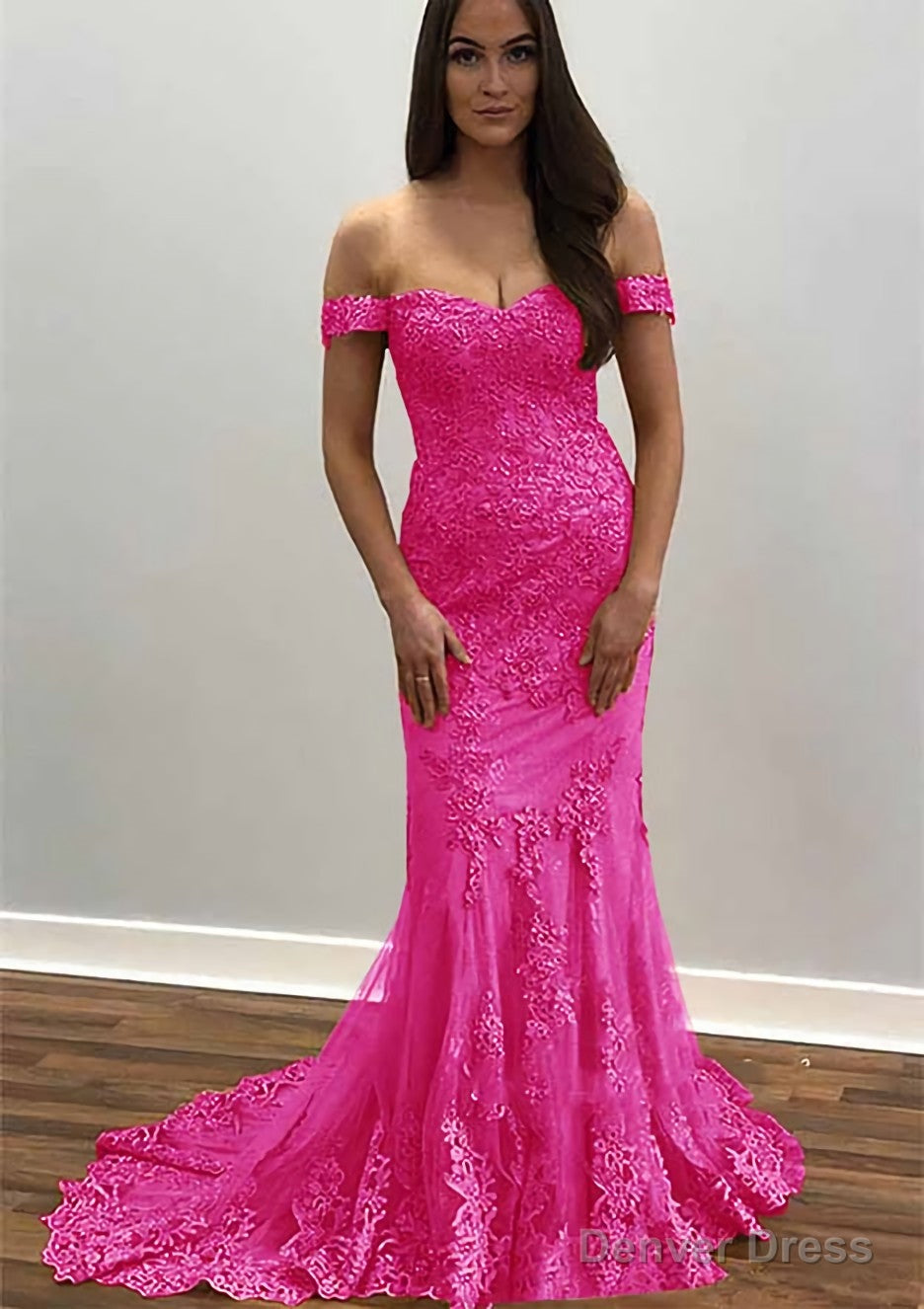Trumpet Mermaid Off The Shoulder Court Train Tulle Prom Dresses With Lace Appliqued