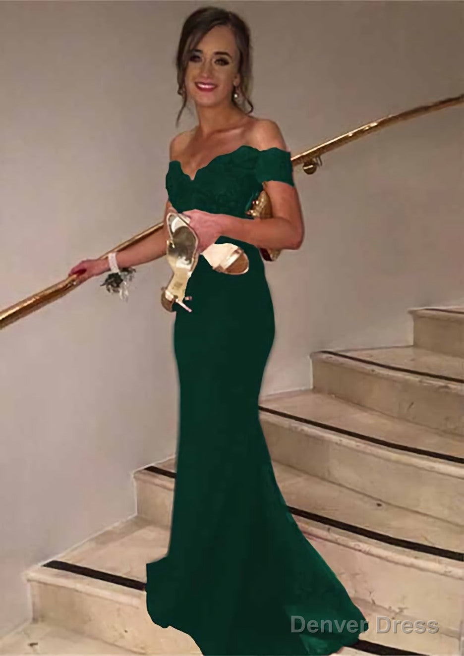 Trumpet Mermaid Sleeveless Off The Shoulder Sweep Train Lace Prom Dresses With Appliqued Beaded Sequins