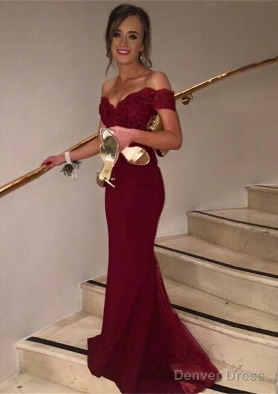 Trumpet Mermaid Sleeveless Off The Shoulder Sweep Train Lace Prom Dresses With Appliqued Beaded Sequins Main image