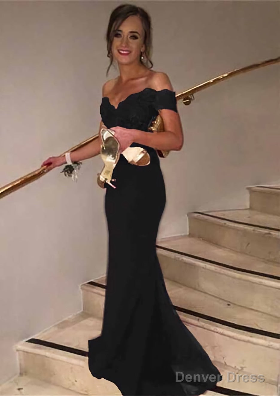 Trumpet Mermaid Sleeveless Off The Shoulder Sweep Train Lace Prom Dresses With Appliqued Beaded Sequins