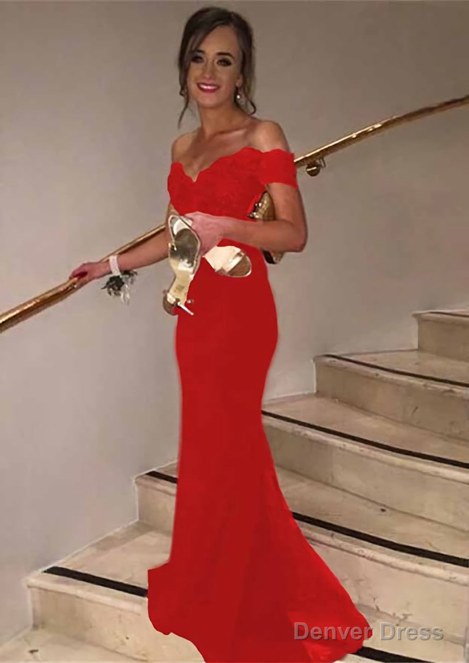 Trumpet Mermaid Sleeveless Off The Shoulder Sweep Train Lace Prom Dresses With Appliqued Beaded Sequins