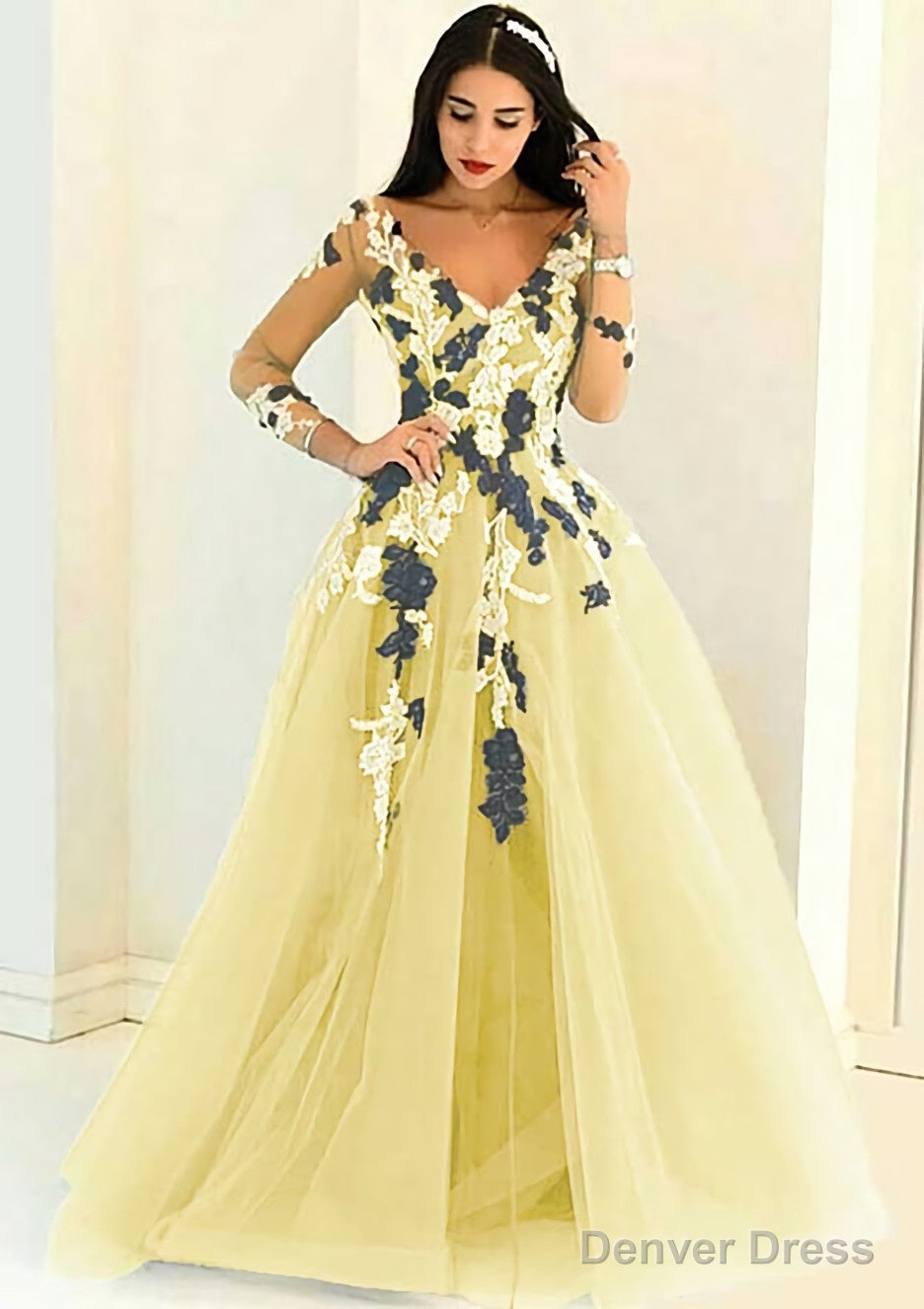 Tulle Long Floor Length A Line Full Long Sleeve V Neck Zipper Prom Dresses With Appliqued
