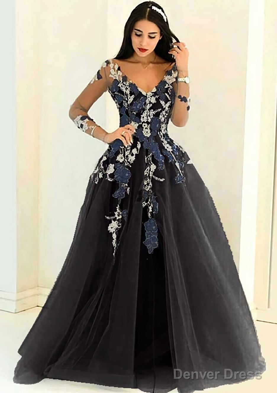 Tulle Long Floor Length A Line Full Long Sleeve V Neck Zipper Prom Dresses With Appliqued