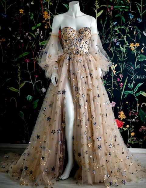 Light Color Exquisite Elegant Fashion Long Tulle Ball Gowns Prom Dresses