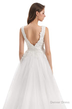 Tulle V Neck Backless Appliques Wedding Dresses