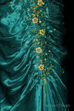 Turqoise Mermaid Halter Satin Beaded Long Prom Dress Retro V-Neck Rhinestone Evening Gown