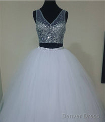 Two Piece Quinceanera Dresses Ball Gowns Crystal Beaded V Neck