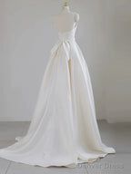 Unique Ball Gowns Halter Neckline Satin Pleats White Wedding Dresses