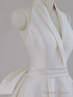 Unique Ball Gowns Halter Neckline Satin Pleats White Wedding Dresses
