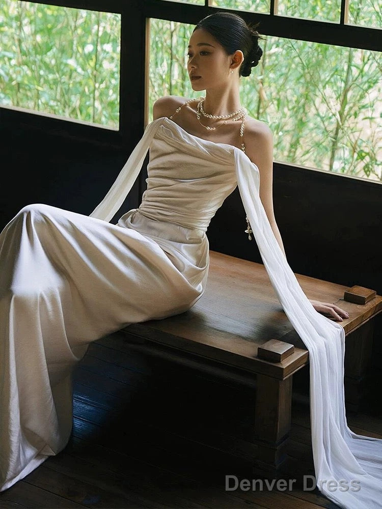 Unique Mermaid Strapless Satin Pleats White Ruffles Wedding Dresses