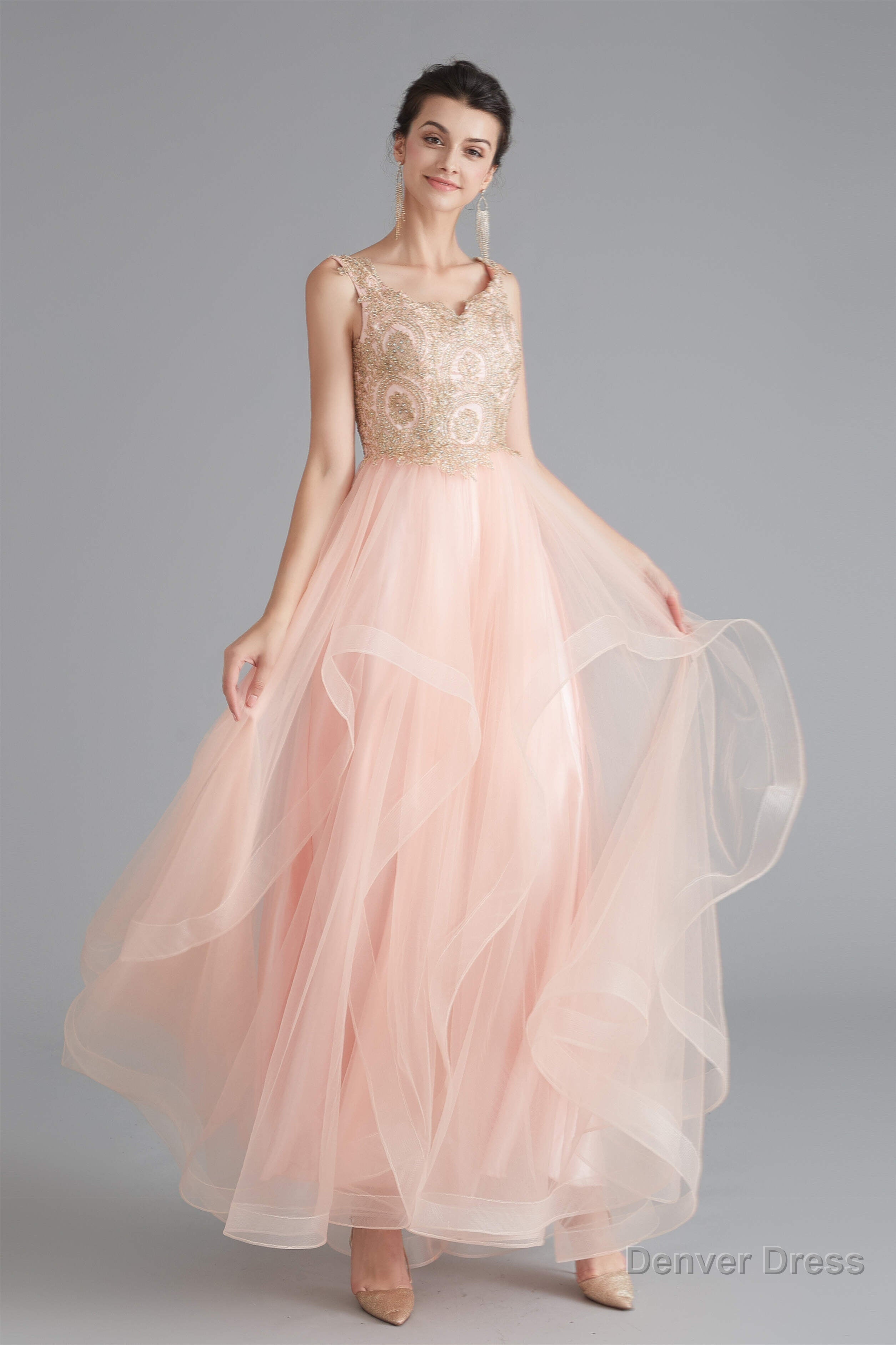 V Neck Beaded Applique Asymmetrical Sleeveless Tulle Prom Dresses Main image