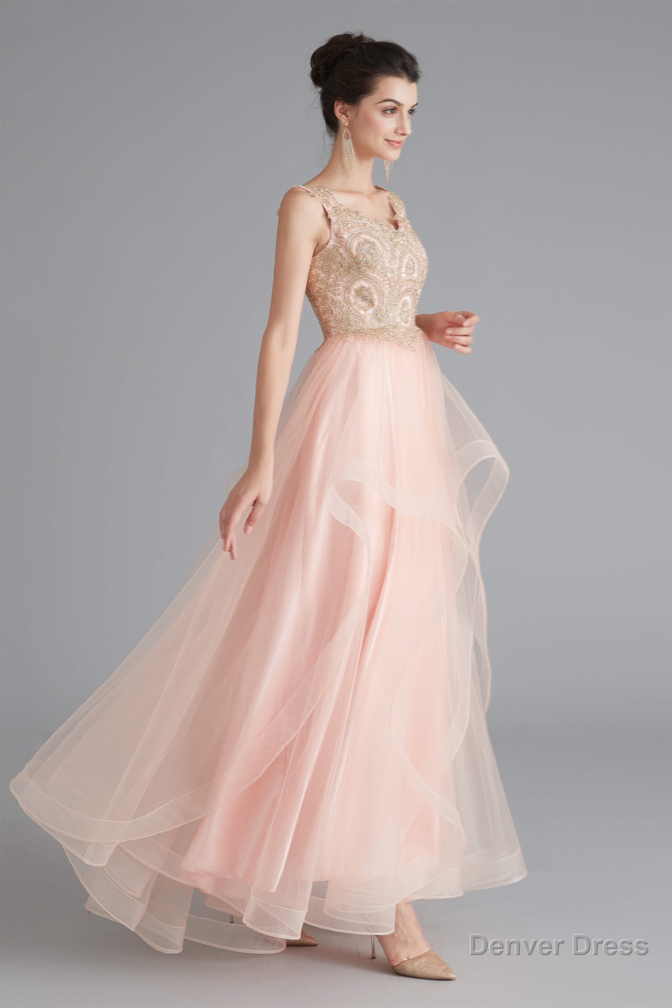 V Neck Beaded Applique Asymmetrical Sleeveless Tulle Prom Dresses
