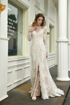 V Neck High Split Long Sleeves Lace Wedding Dresses With Court Train