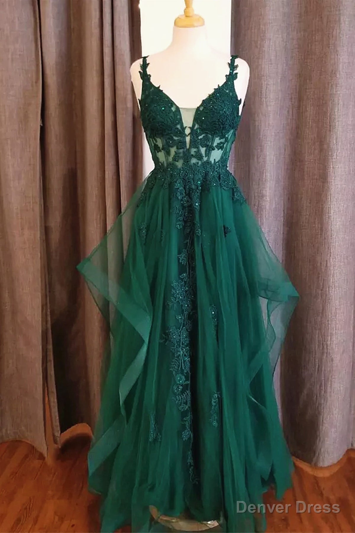 V Neck Long Green Lace Prom Dresses, V Neck Long Green Lace Formal Evening Dresses Main image
