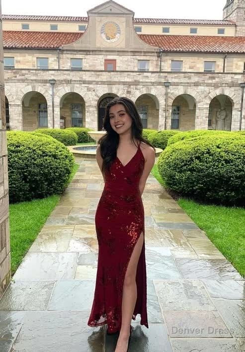 V Neck Mermaid Sequin Burgundy Long Prom Dress With Slit
