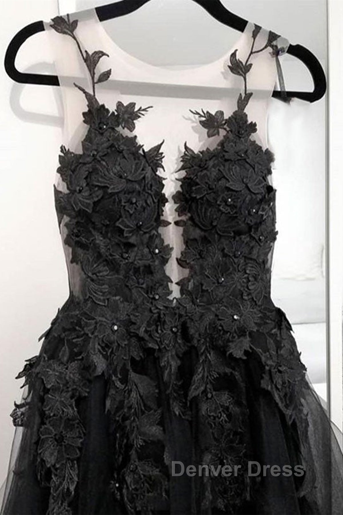 V Neck Open Back Black Tulle Lace Floral Long Prom Dress, Black Lace Prom Dresses with Appliques Secondary image