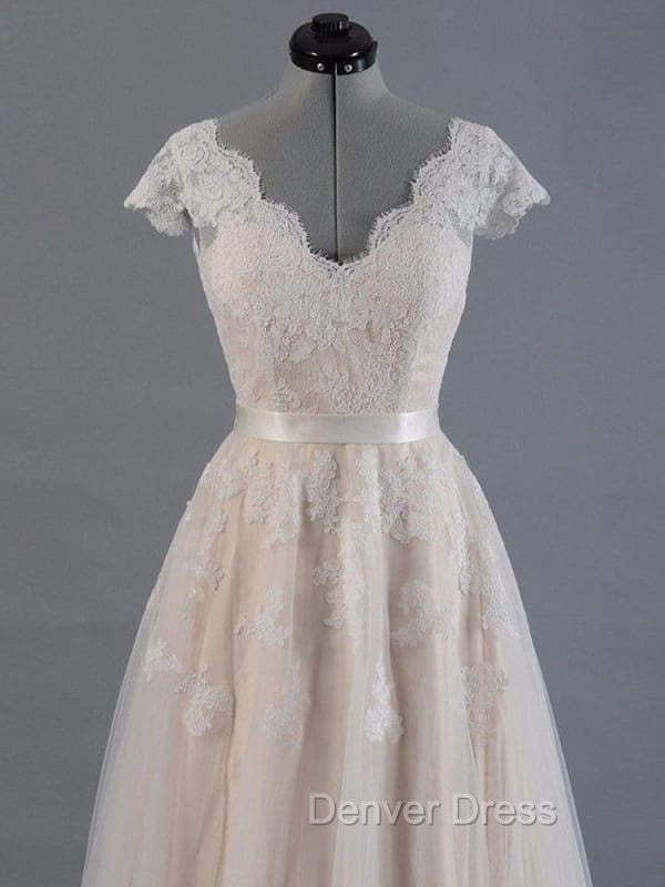 V Neck Short Sleeves Wedding Dresses Lace Applique Floor Length Tulle Bridal Gown