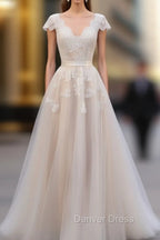 V Neck Short Sleeves Wedding Dresses Lace Applique Floor Length Tulle Bridal Gown