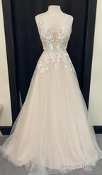 V Neck Tulle A Line Wedding Dresses With Appliques