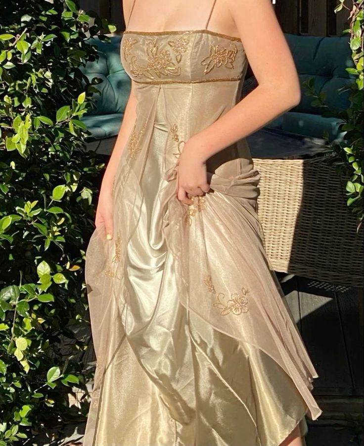 Vintage A Line Spaghetti Straps Gold Long Prom Dresses Party Evening Dresses