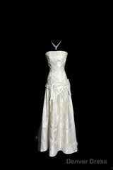 Vintage A Line Strapless White Lace Prom Gown Fairy Prom Dresses