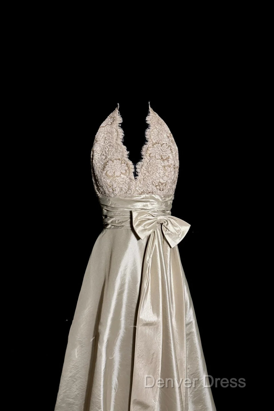 Vintage A Line V Neckline Champagne Lace Prom Gowns Fairy Prom Dresses