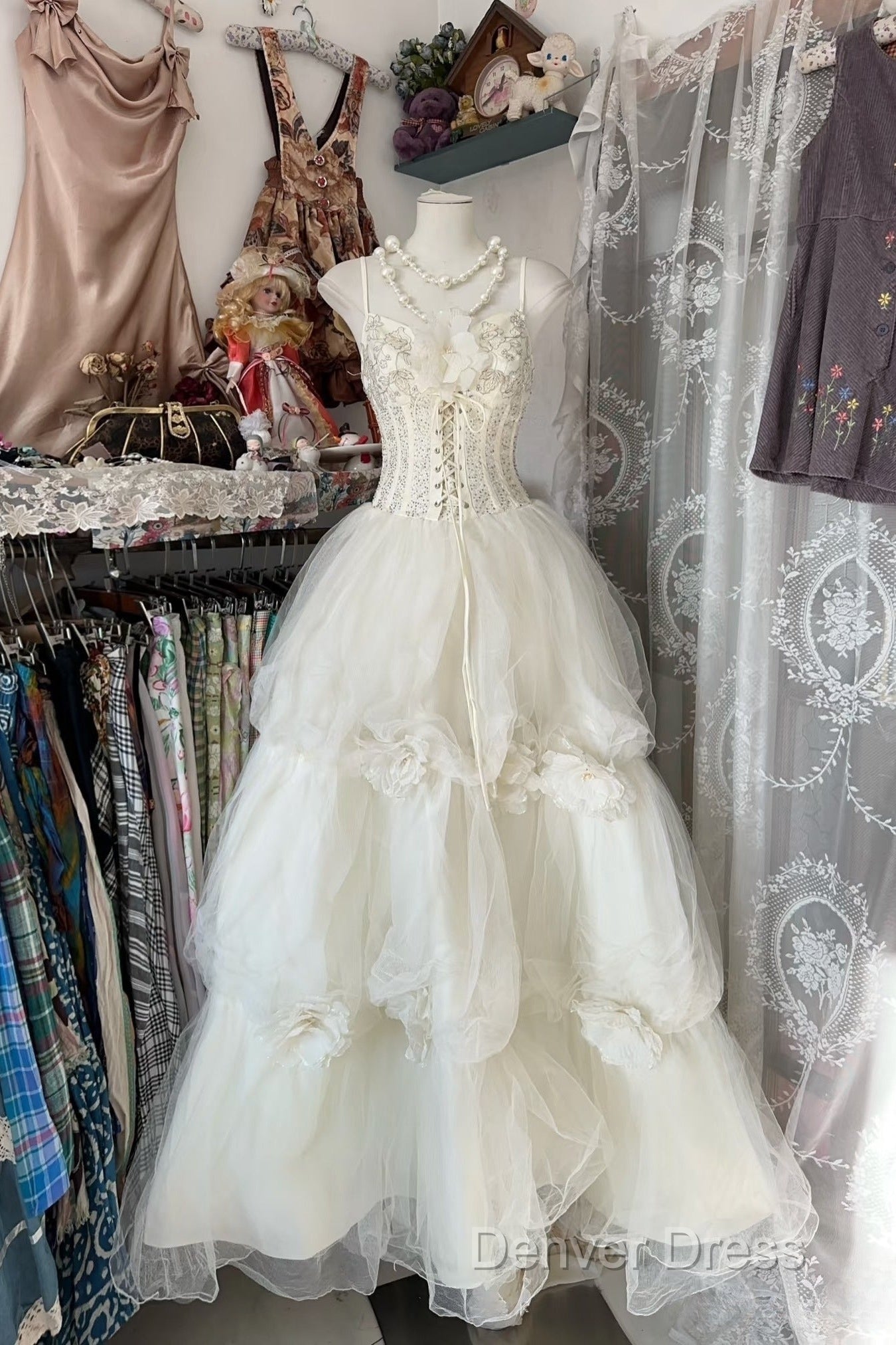 Vintage Ball Gown Spaghetti Straps Sleeveless Long White Evening Dresses Prom Dresses