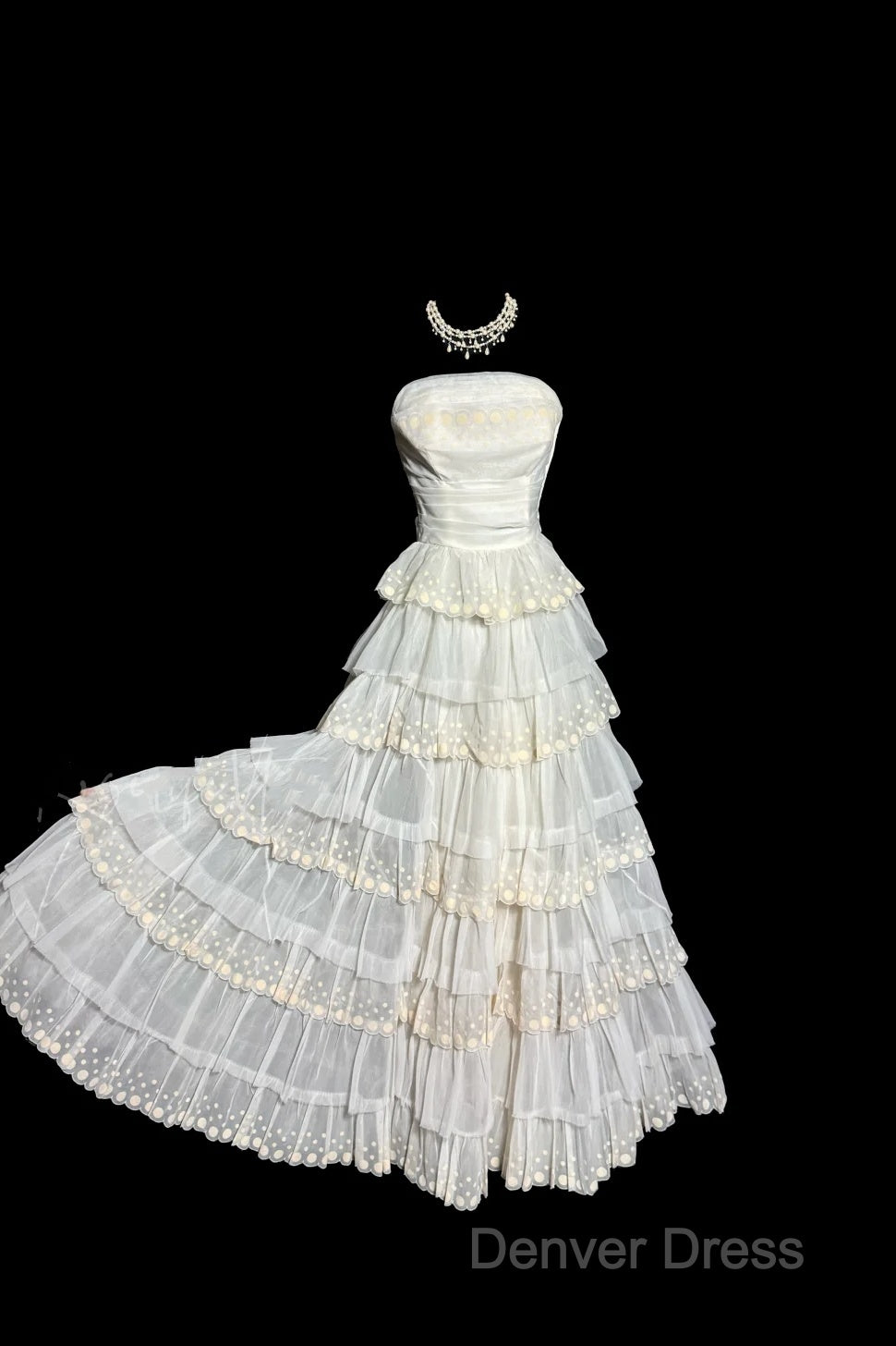 Vintage Ball Gowns Strapless White Lace Prom Gowns Fairy Prom Dresses