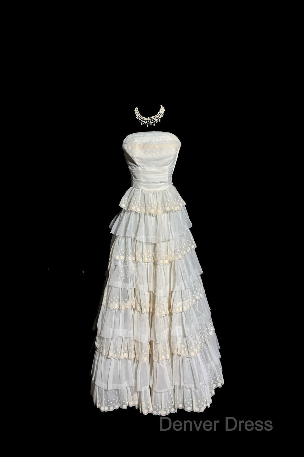 Vintage Ball Gowns Strapless White Lace Prom Gowns Fairy Prom Dresses