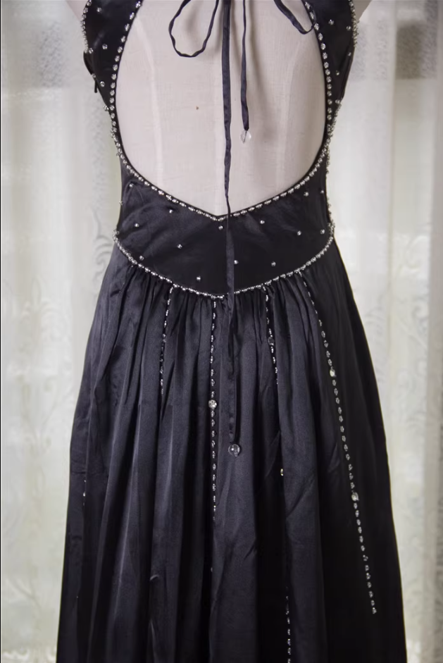 Vintage Black A-Line V-Neck Open Back Butterfly Rhinestone Beaded Satin Long Prom Dresses Evening Dresses