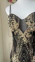 Vintage Black And Gold Mermaid Strappy Sequin Embroidered Long Prom Dresses Evening Dresses