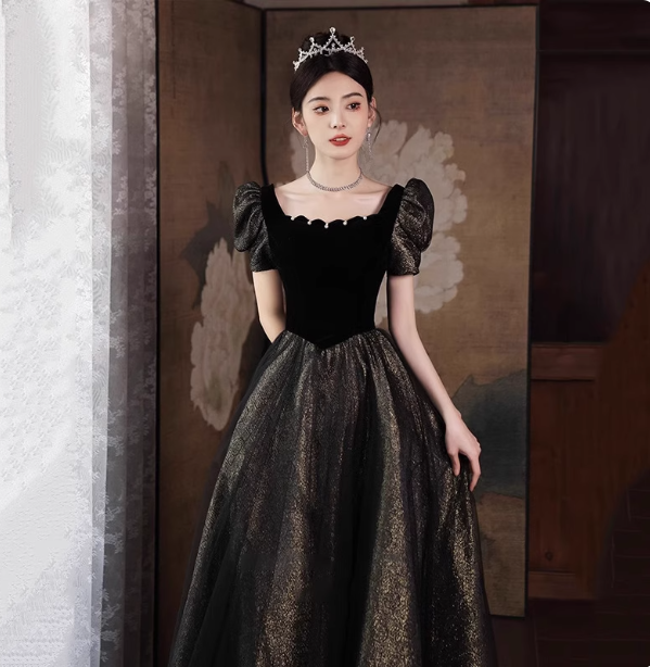 Vintage Black & Gold A-Line Square Neck Puff Sleeve Velvet Gold Shimmer Tulle Long Prom Dresses Evening Dresses Secondary image