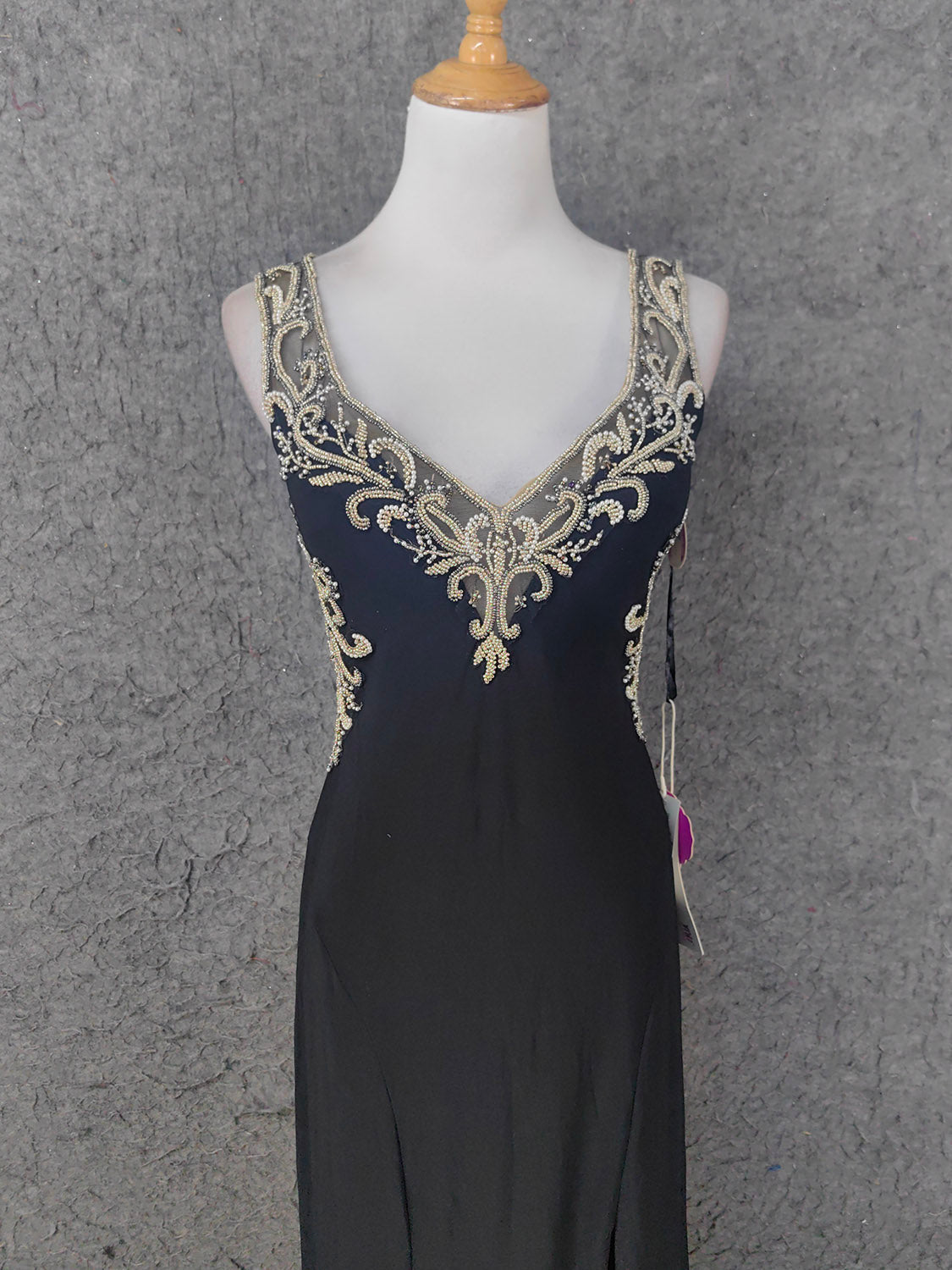 Vintage Black V-Neck Beaded Chiffon Long Prom Dresses Evening Dresses Secondary image
