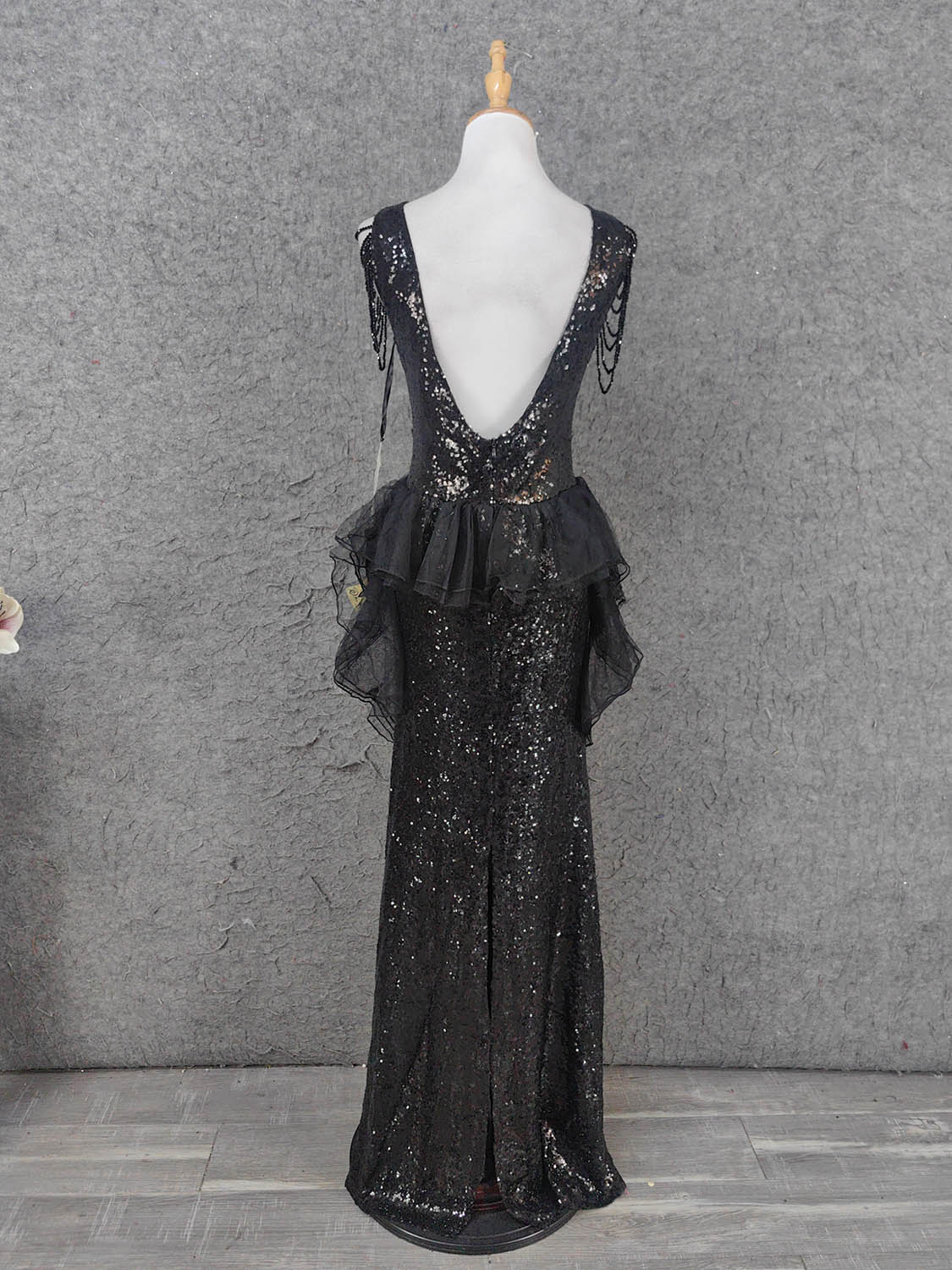 Vintage Black V-Neck Tassel Sequin Tulle Long Prom Dresses Evening Dresses
