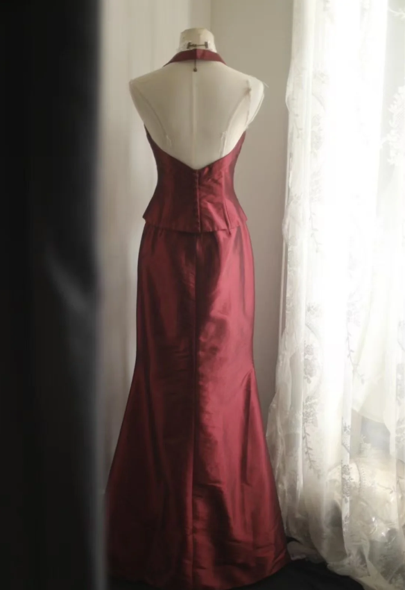Vintage Burgundy Halter Neck Mermaid Satin Long Prom Dresses Evening Dresses