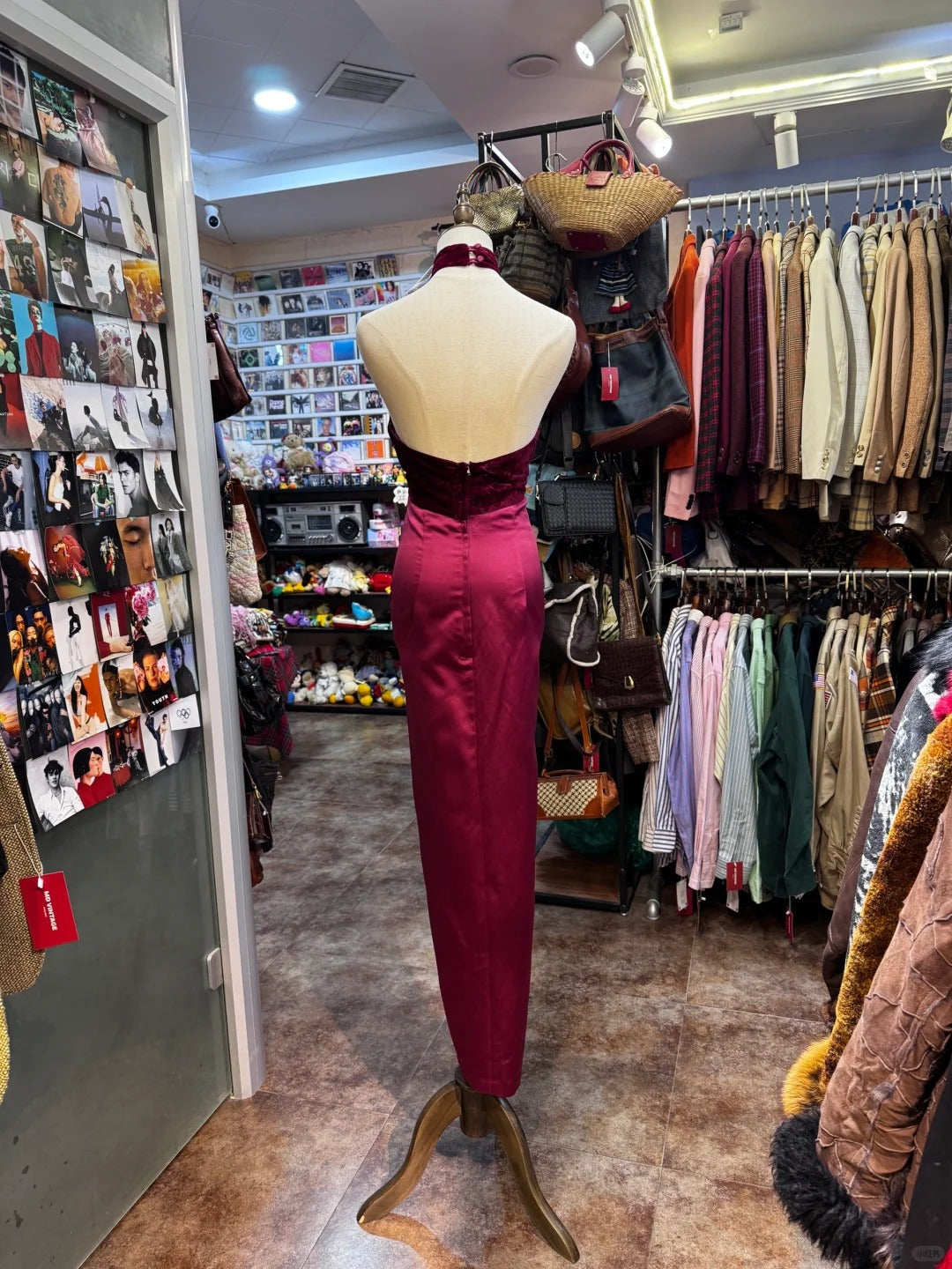 Vintage Burgundy Halter Neck Velvet Satin Long Prom Dresses Evening Dresses