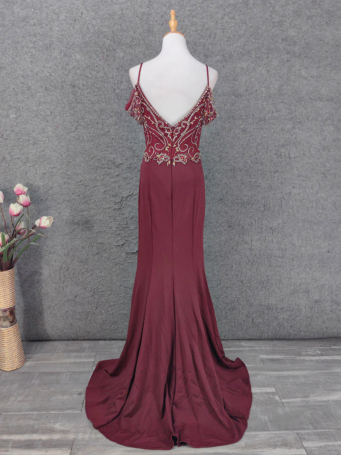 Vintage Burgundy Spaghetti Strap V-Neck Beaded Chiffon Long Prom Dresses Evening Dresses