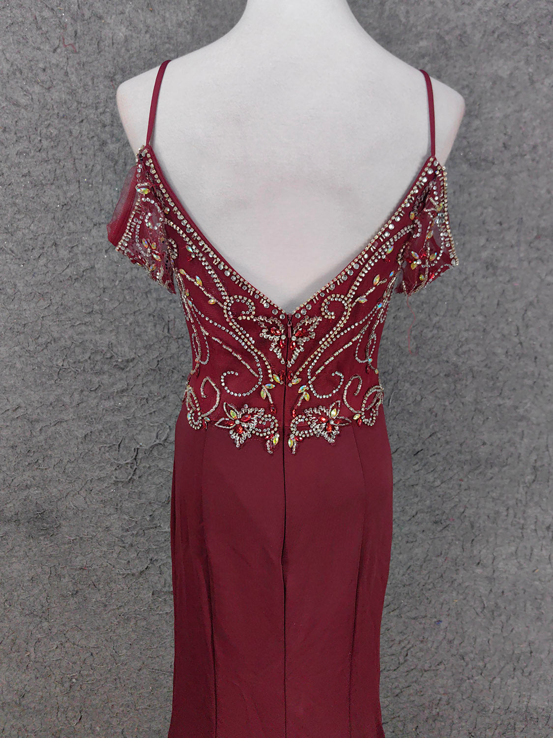 Vintage Burgundy Spaghetti Strap V-Neck Beaded Chiffon Long Prom Dresses Evening Dresses