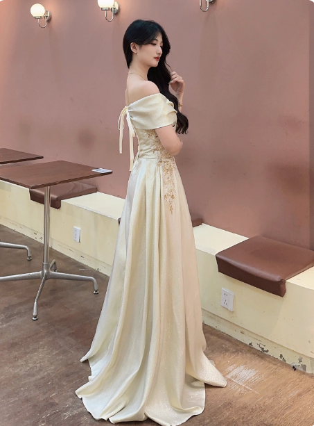 Vintage Champagne Gold Off-The-Shoulder Embroidered Satin Long Prom Dresses Evening Dresses