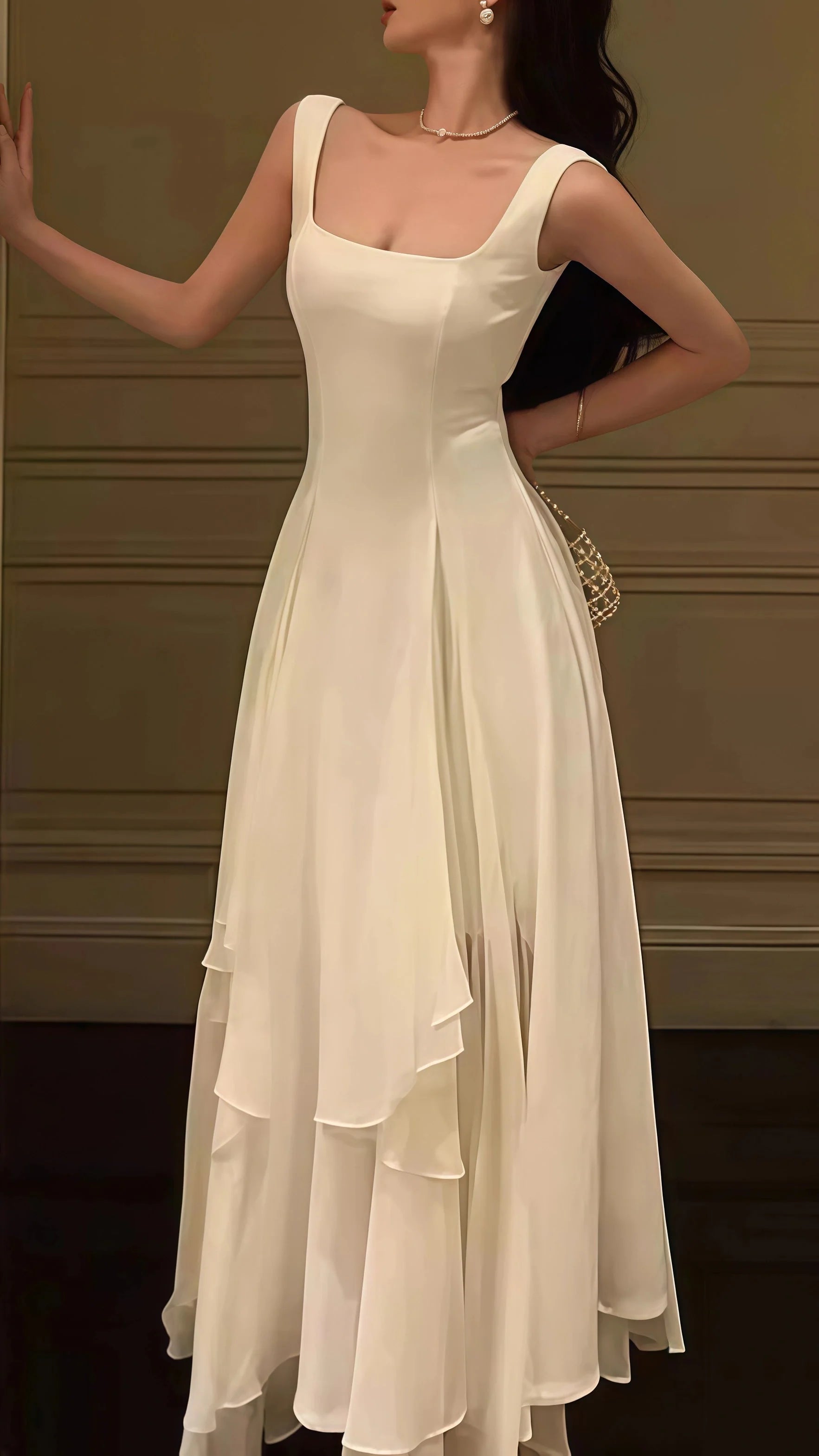 Vintage & Classic Ivory Chiffon Prom Dresses Secondary image