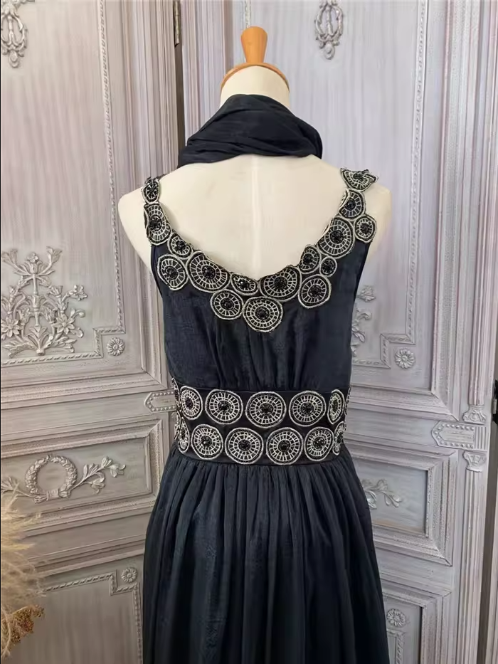 Vintage Court Black Embroidery Circular Pattern Black Diamond Chiffon Long Prom Dresses Evening Dresses
