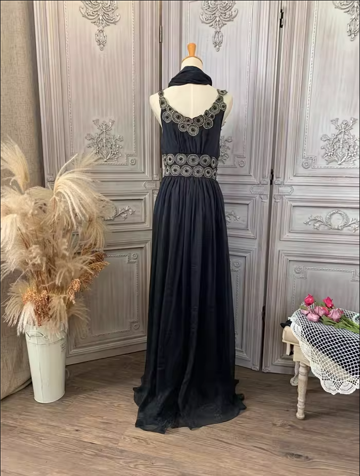Vintage Court Black Embroidery Circular Pattern Black Diamond Chiffon Long Prom Dresses Evening Dresses