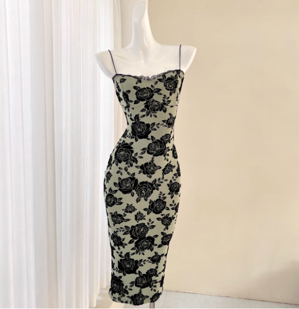 Vintage Dark Green Base Black Rose Printed Slim-Fit Spaghetti Strap Satin Prom Dresses Evening Dresses
