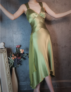 Vintage Elegant Green Deep V-Neck Satin Prom Dresses Evening Dresses