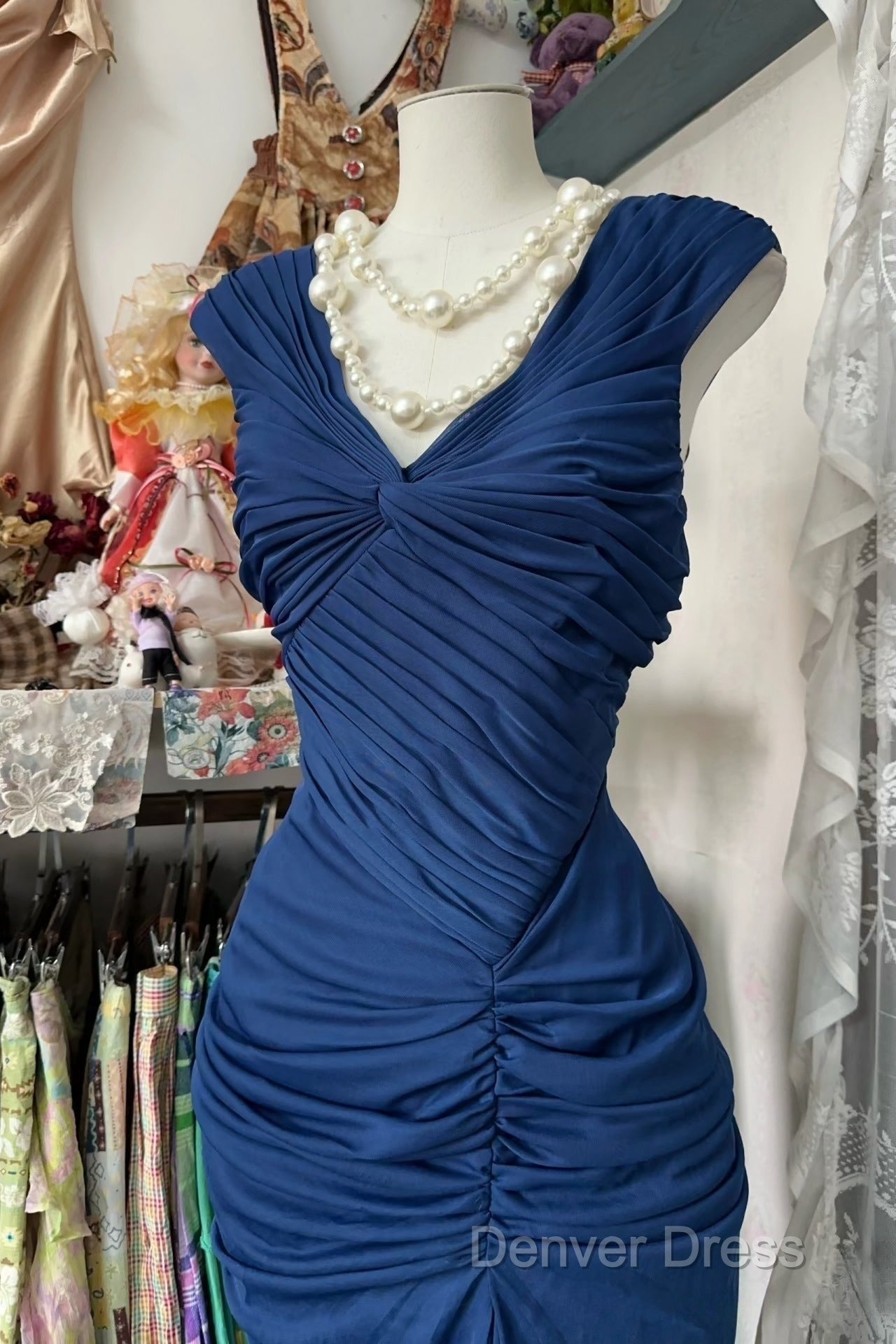 Vintage Fashion Mermaid V Neckline Navy Blue Floor Length Prom Dress Secondary image